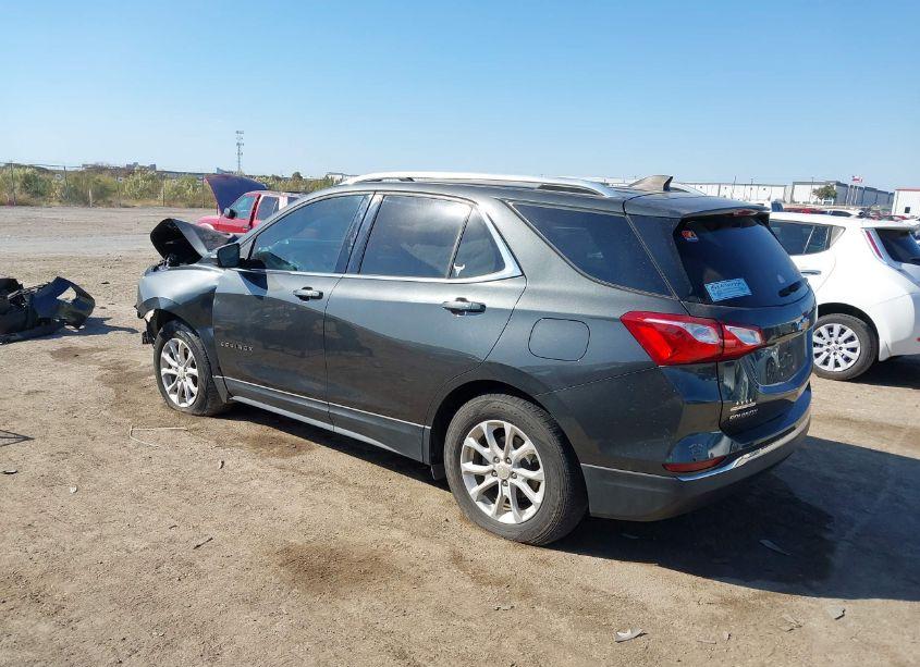 Photo 3 of 2018 Chevrolet Equinox LT (VIN 2GNAXJEV2J6277730)