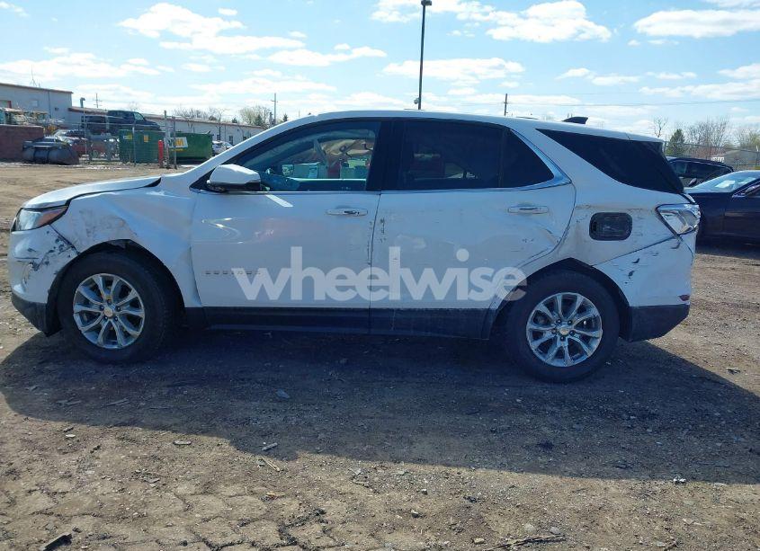 Photo 14 of 2018 Chevrolet Equinox LT (VIN 2GNAXJEV2J6296214)