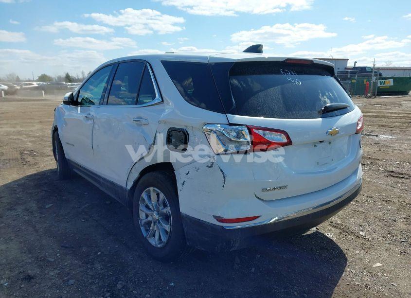 Photo 3 of 2018 Chevrolet Equinox LT (VIN 2GNAXJEV2J6296214)
