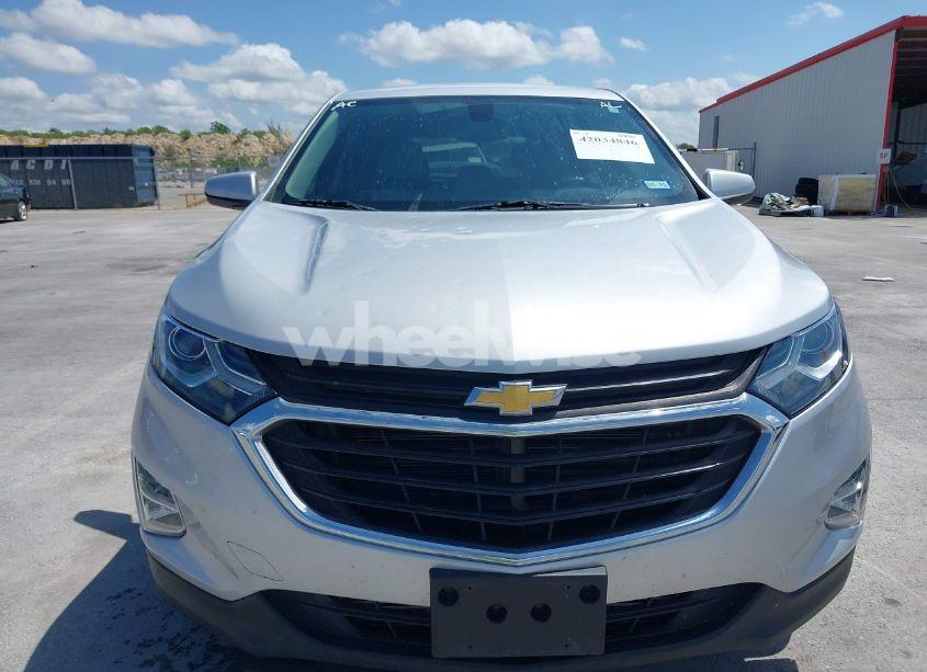 Photo 13 of 2018 Chevrolet Equinox LT (VIN 2GNAXJEV2J6301282)