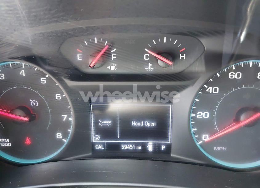 Photo 7 of 2018 Chevrolet Equinox LT (VIN 2GNAXJEV2J6301282)