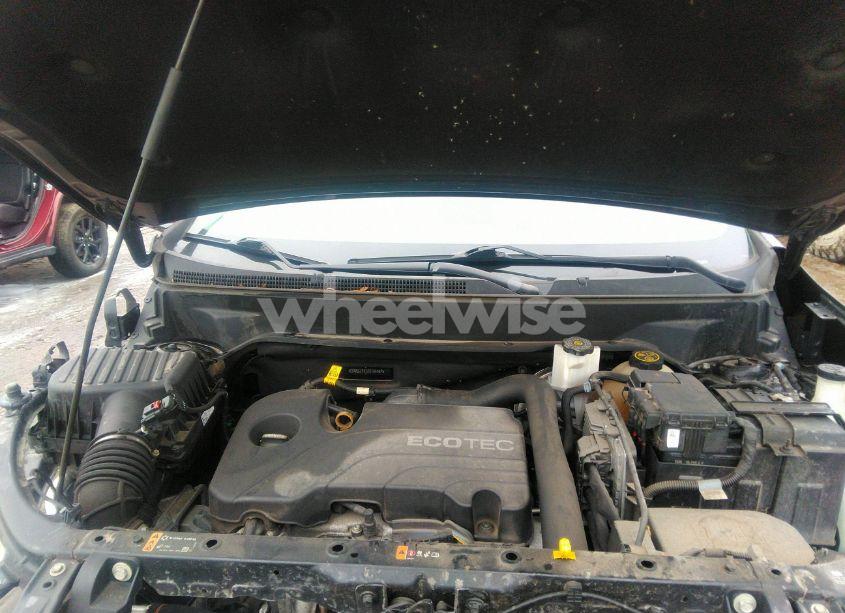 Photo 10 of 2019 Chevrolet Equinox LT (VIN 2GNAXJEV2K6154589)