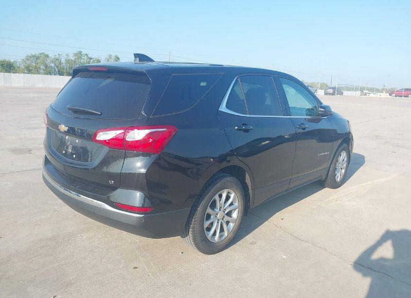 Photo 4 of 2019 Chevrolet Equinox LT (VIN 2GNAXJEV2K6284033)