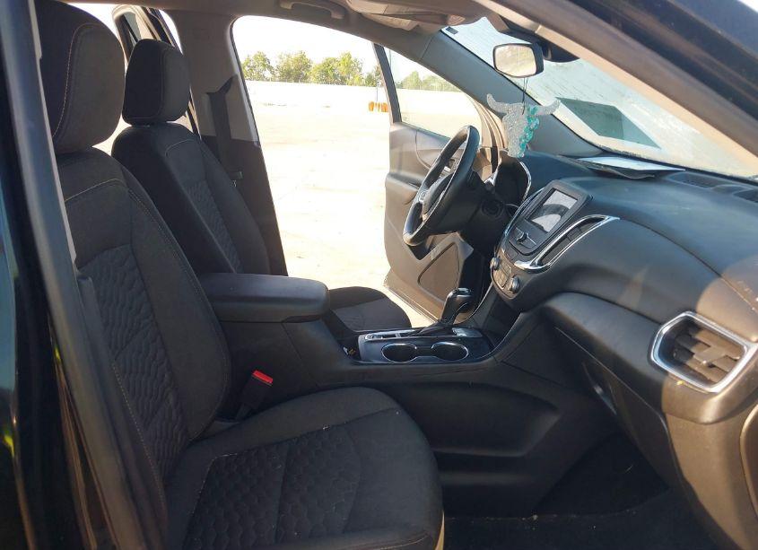 Photo 5 of 2019 Chevrolet Equinox LT (VIN 2GNAXJEV2K6284033)