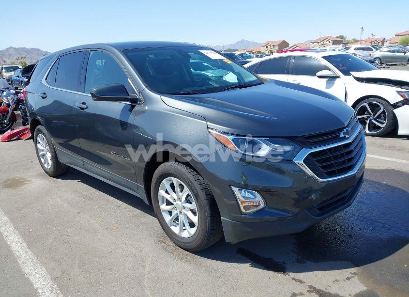 2020 Chevrolet Equinox FWD 2FL (VIN 2GNAXJEV2L6100100) main photo