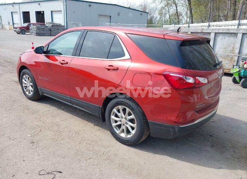 Photo 3 of 2020 Chevrolet Equinox FWD 2FL (VIN 2GNAXJEV2L6224318)