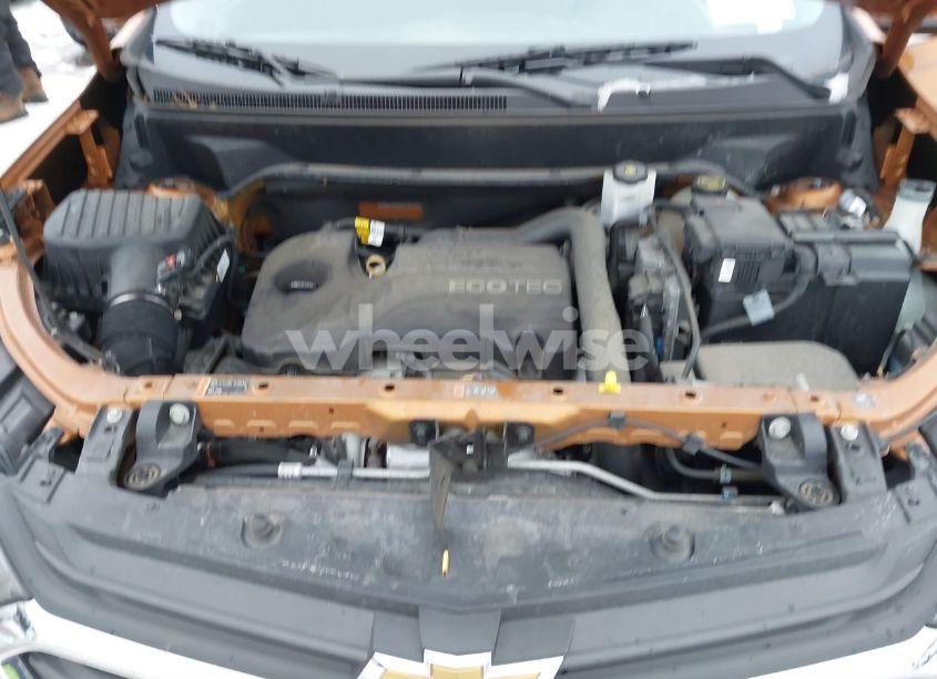 Photo 10 of 2018 Chevrolet Equinox LT (VIN 2GNAXJEV3J6101723)