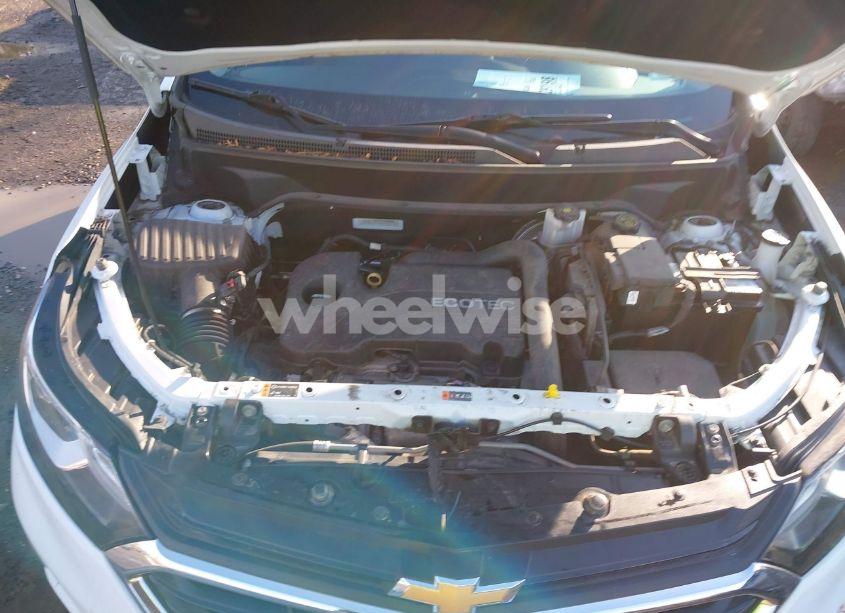 Photo 10 of 2018 Chevrolet Equinox LT (VIN 2GNAXJEV3J6123821)