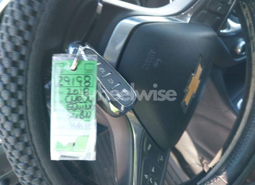 Photo 11 of 2018 Chevrolet Equinox LT (VIN 2GNAXJEV3J6123821)