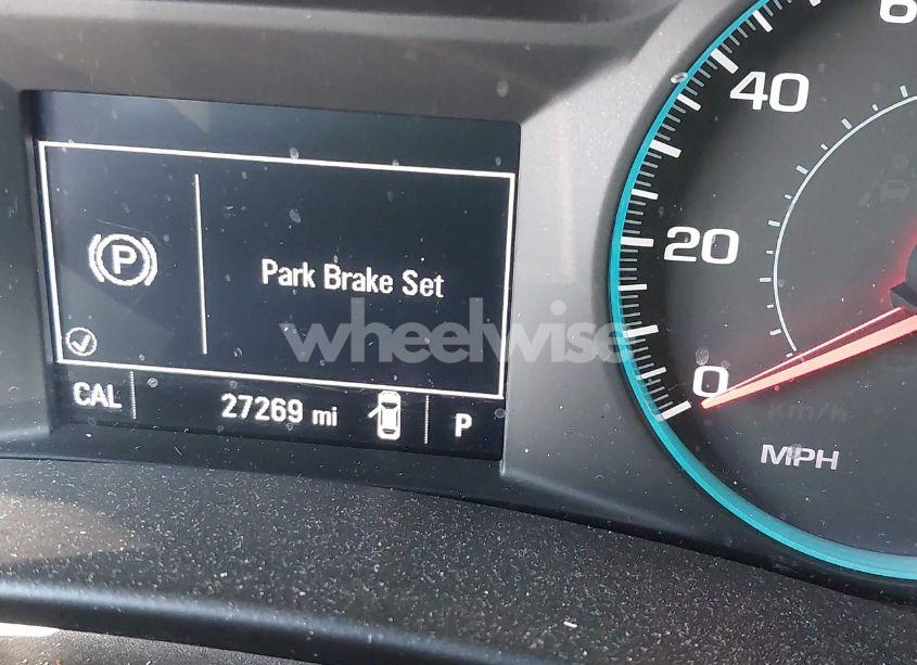 Photo 15 of 2018 Chevrolet Equinox LT (VIN 2GNAXJEV3J6123821)