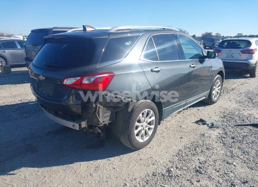 Photo 4 of 2018 Chevrolet Equinox LT (VIN 2GNAXJEV3J6125603)