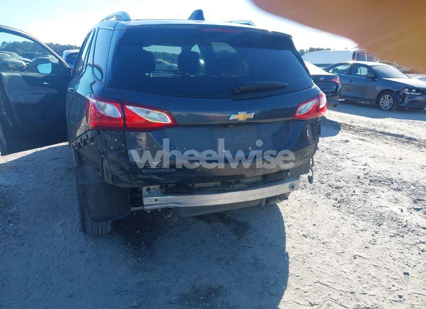 Photo 6 of 2018 Chevrolet Equinox LT (VIN 2GNAXJEV3J6125603)
