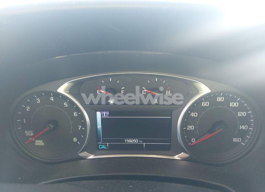 Photo 7 of 2018 Chevrolet Equinox LT (VIN 2GNAXJEV3J6125603)