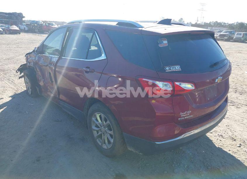 Photo 3 of 2018 Chevrolet Equinox LT (VIN 2GNAXJEV3J6136732)