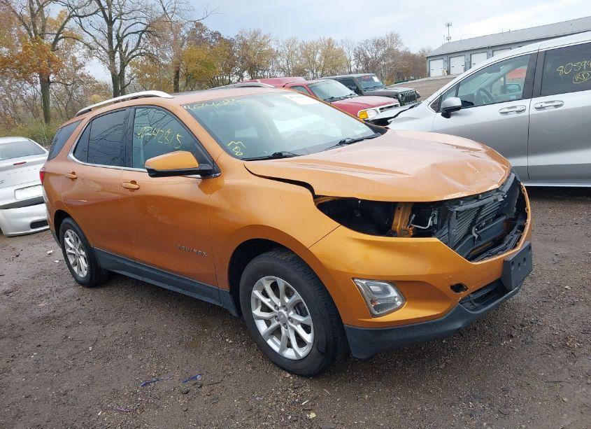 2018 Chevrolet Equinox LT (VIN 2GNAXJEV3J6138920) main photo