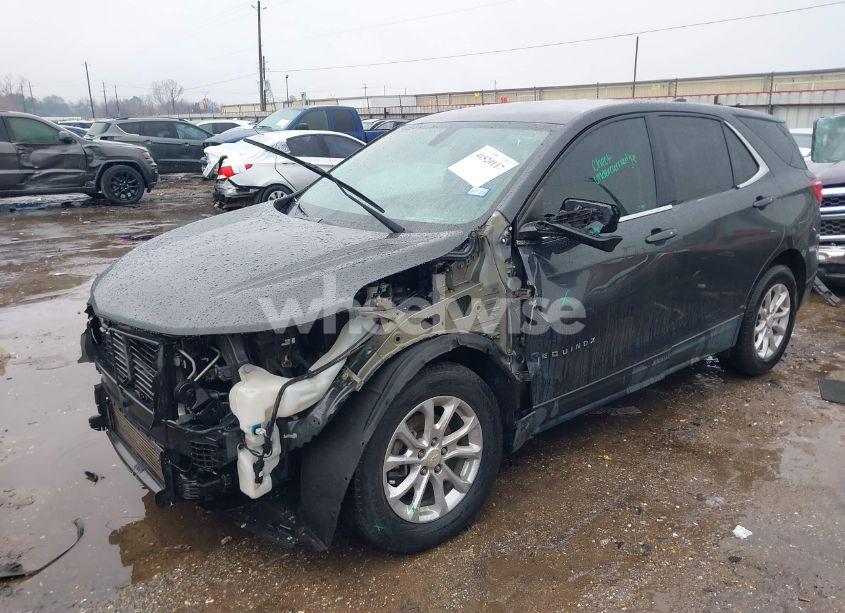 Photo 2 of 2018 Chevrolet Equinox LT (VIN 2GNAXJEV3J6205578)