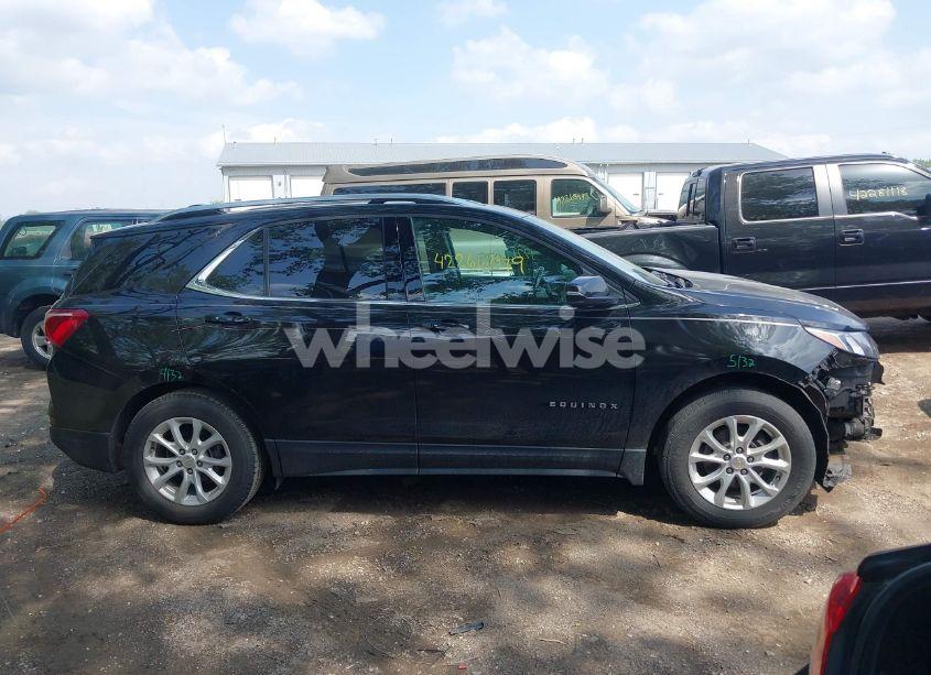 Photo 14 of 2018 Chevrolet Equinox LT (VIN 2GNAXJEV3J6229962)