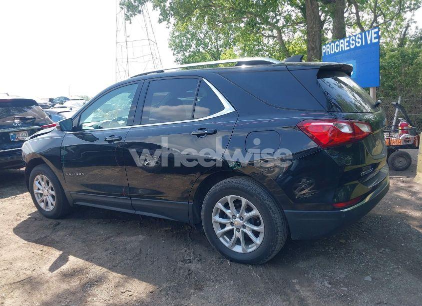 Photo 15 of 2018 Chevrolet Equinox LT (VIN 2GNAXJEV3J6229962)