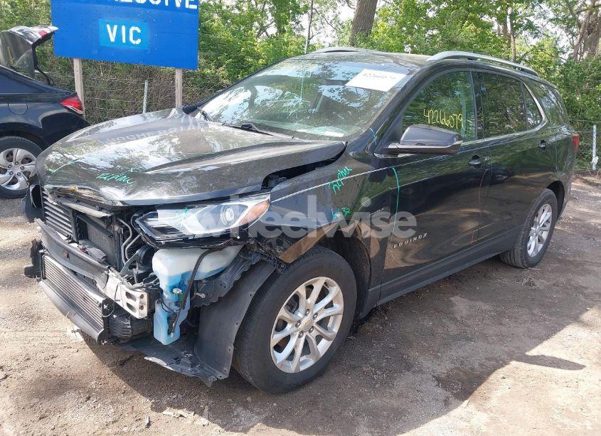 Photo 6 of 2018 Chevrolet Equinox LT (VIN 2GNAXJEV3J6229962)