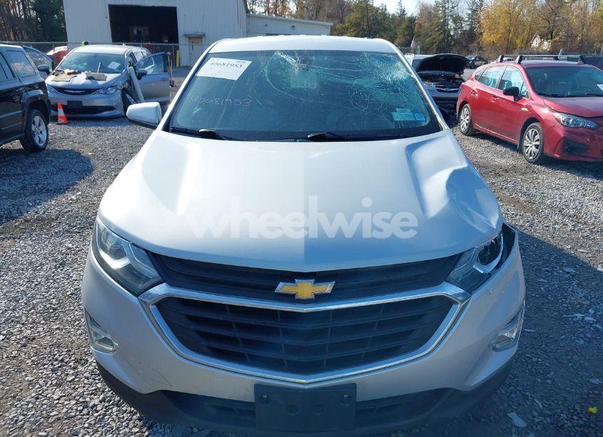 Photo 6 of 2018 Chevrolet Equinox LT (VIN 2GNAXJEV3J6235602)