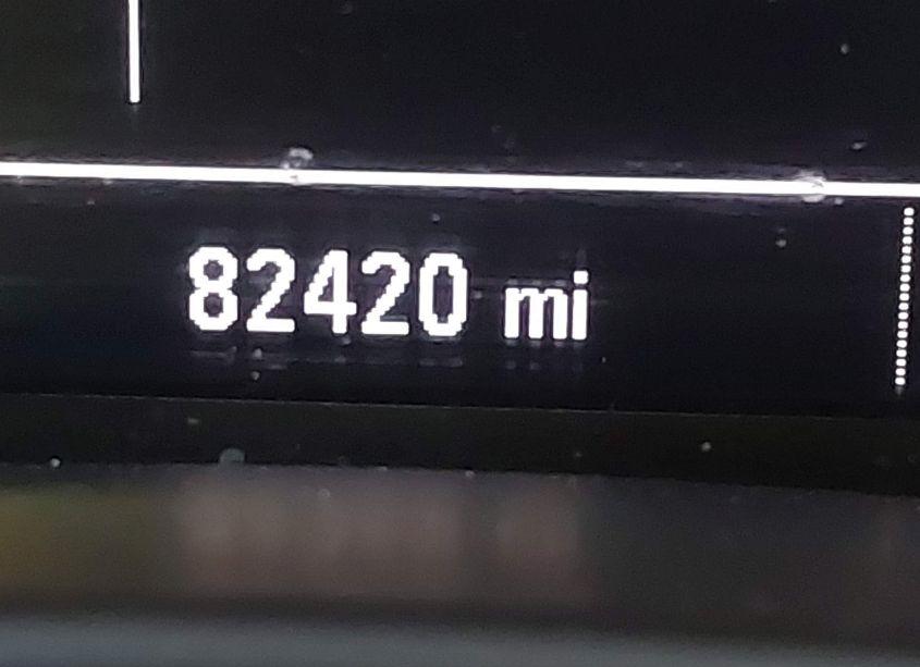 Photo 15 of 2018 Chevrolet Equinox LT (VIN 2GNAXJEV3J6236961)