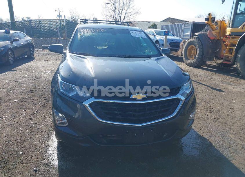 Photo 13 of 2018 Chevrolet Equinox LT (VIN 2GNAXJEV3J6252397)