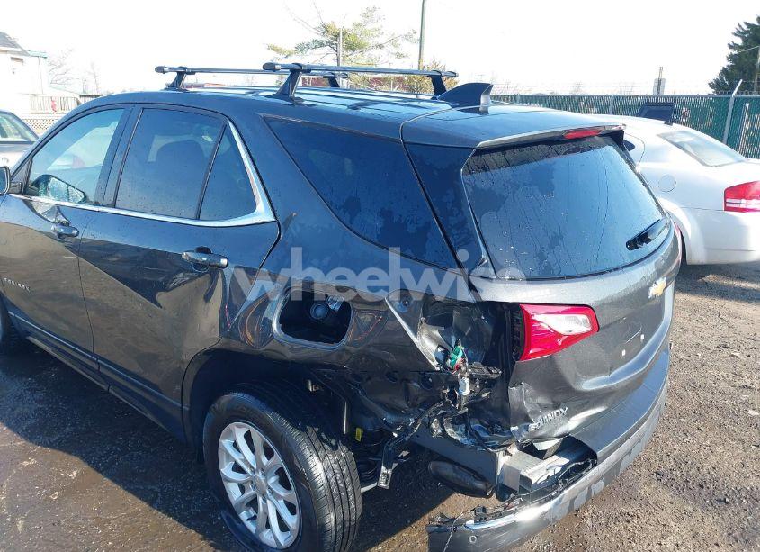 Photo 6 of 2018 Chevrolet Equinox LT (VIN 2GNAXJEV3J6252397)