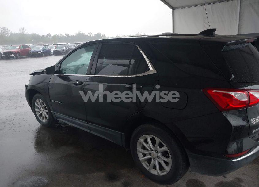 Photo 14 of 2018 Chevrolet Equinox LT (VIN 2GNAXJEV3J6261164)