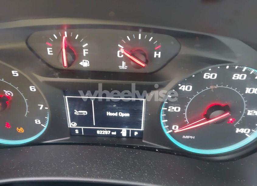 Photo 7 of 2018 Chevrolet Equinox LT (VIN 2GNAXJEV3J6278983)