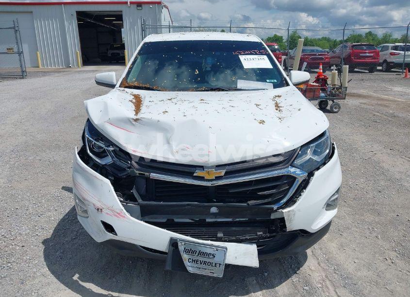Photo 12 of 2018 Chevrolet Equinox LT (VIN 2GNAXJEV3J6290583)
