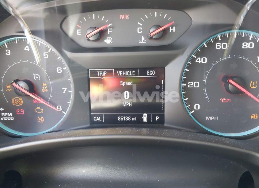 Photo 7 of 2018 Chevrolet Equinox LT (VIN 2GNAXJEV3J6290583)