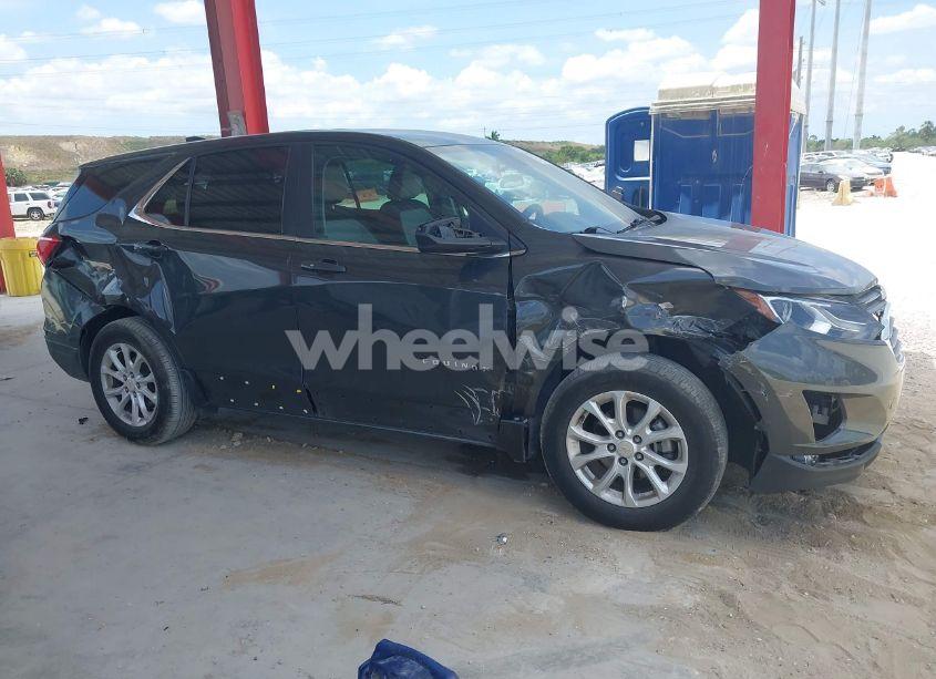 Photo 13 of 2018 Chevrolet Equinox LT (VIN 2GNAXJEV3J6321413)