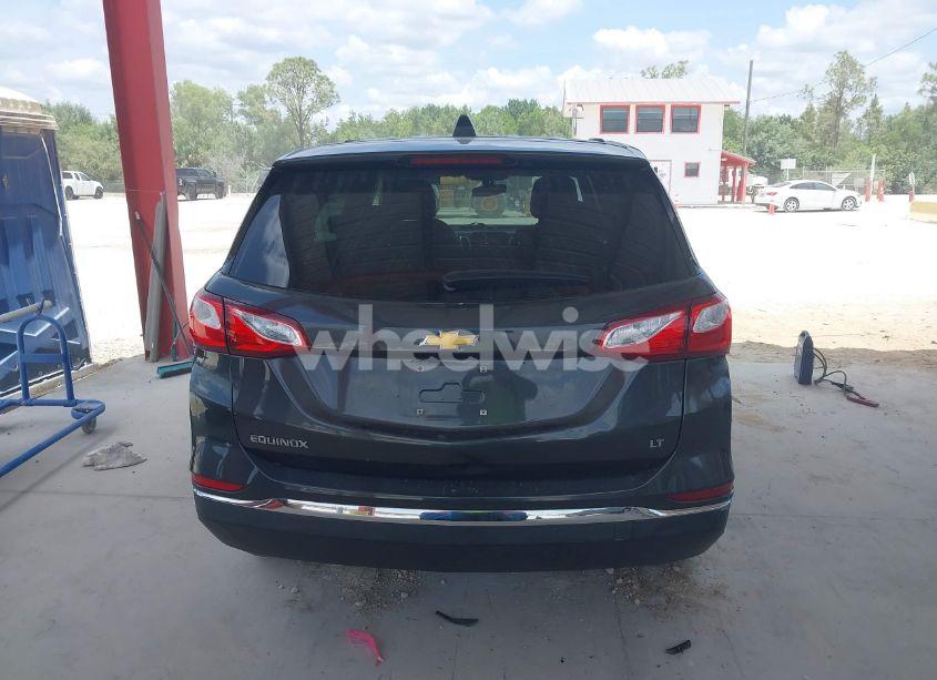 Photo 16 of 2018 Chevrolet Equinox LT (VIN 2GNAXJEV3J6321413)