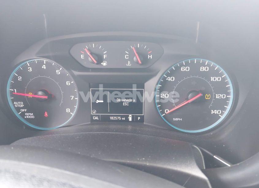 Photo 7 of 2018 Chevrolet Equinox LT (VIN 2GNAXJEV3J6321413)