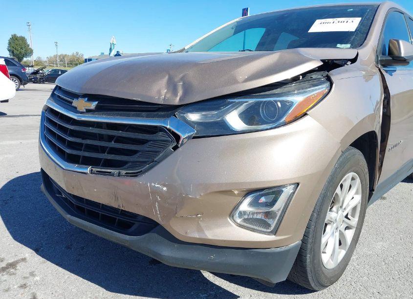 Photo 6 of 2019 Chevrolet Equinox LT (VIN 2GNAXJEV3K6263045)