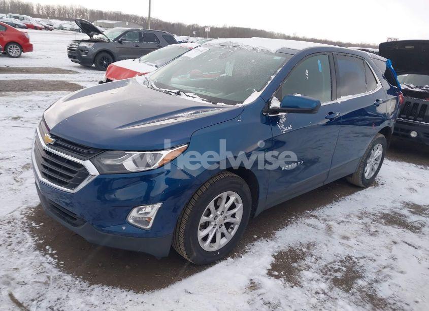 Photo 2 of 2020 Chevrolet Equinox FWD 2FL (VIN 2GNAXJEV3L6116175)