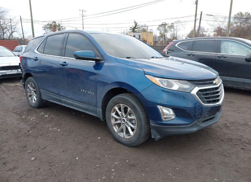 2020 Chevrolet Equinox FWD 2FL (VIN 2GNAXJEV3L6172925) main photo