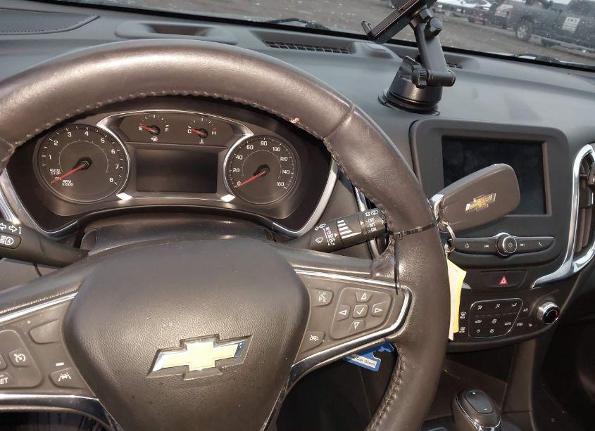 Photo 11 of 2020 Chevrolet Equinox FWD 2FL (VIN 2GNAXJEV3L6172925)