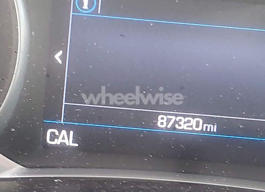 Photo 16 of 2020 Chevrolet Equinox FWD 2FL (VIN 2GNAXJEV3L6217426)