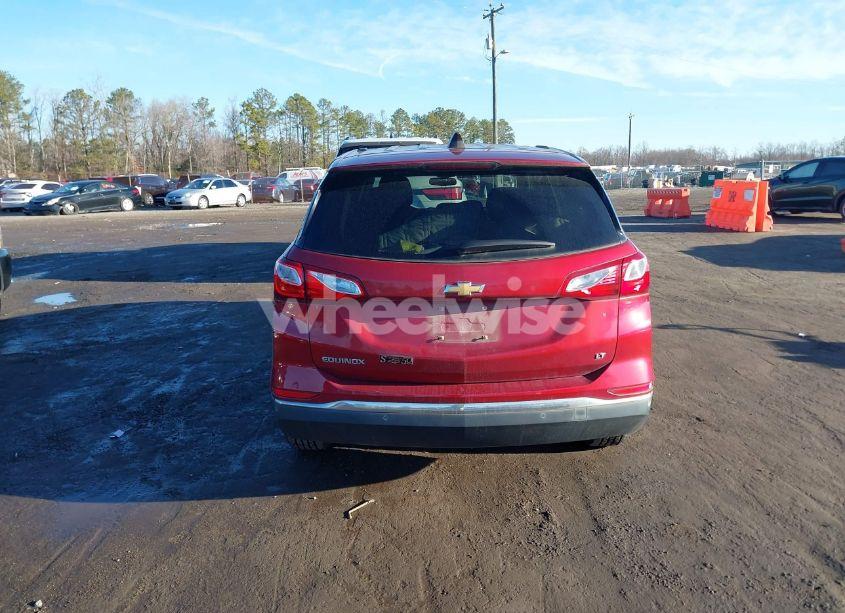 Photo 16 of 2018 Chevrolet Equinox LT (VIN 2GNAXJEV4J6106896)