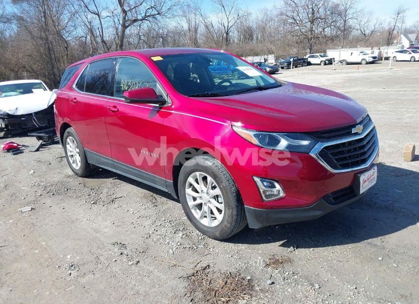 2018 Chevrolet Equinox LT (VIN 2GNAXJEV4J6157251) main photo