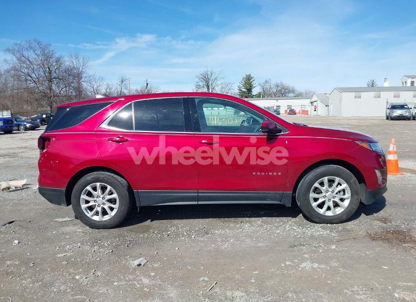Photo 14 of 2018 Chevrolet Equinox LT (VIN 2GNAXJEV4J6157251)
