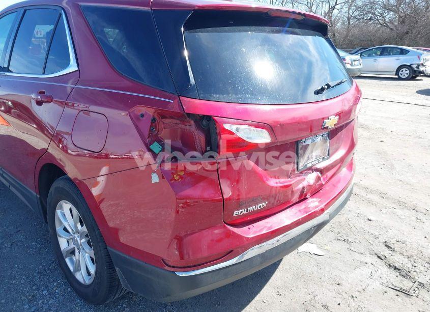 Photo 18 of 2018 Chevrolet Equinox LT (VIN 2GNAXJEV4J6157251)