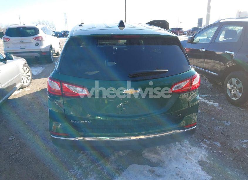 Photo 16 of 2018 Chevrolet Equinox LT (VIN 2GNAXJEV4J6230649)