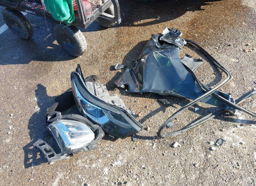 Photo 12 of 2018 Chevrolet Equinox LT (VIN 2GNAXJEV4J6247838)