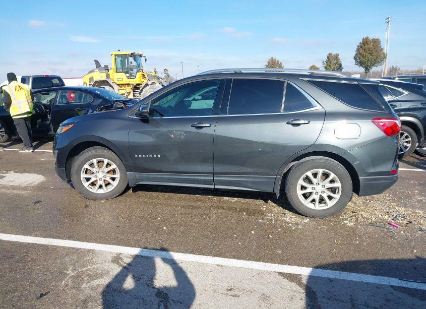 Photo 15 of 2018 Chevrolet Equinox LT (VIN 2GNAXJEV4J6247838)