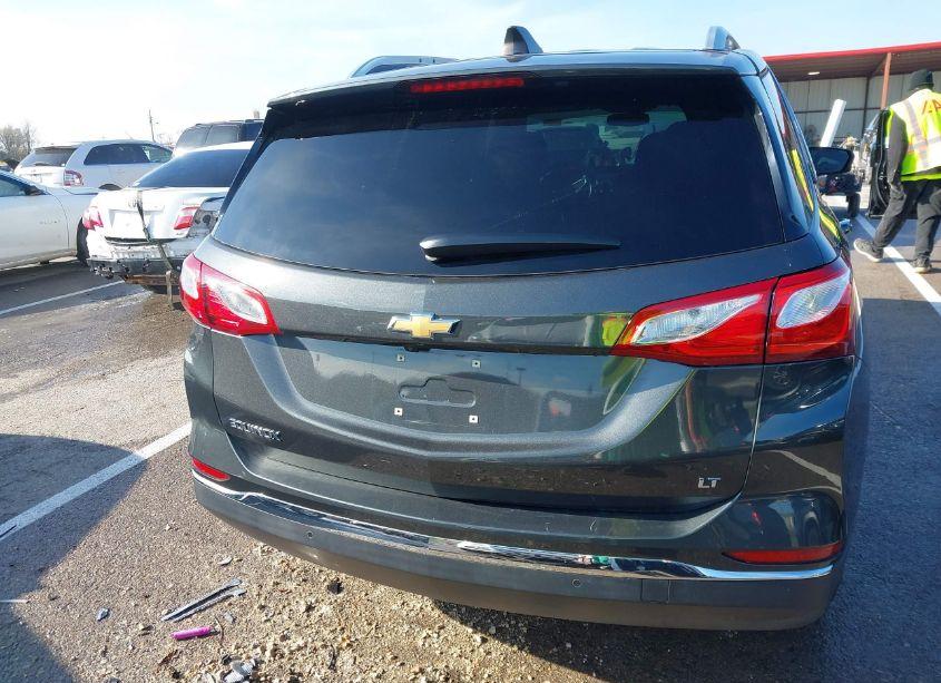 Photo 17 of 2018 Chevrolet Equinox LT (VIN 2GNAXJEV4J6247838)