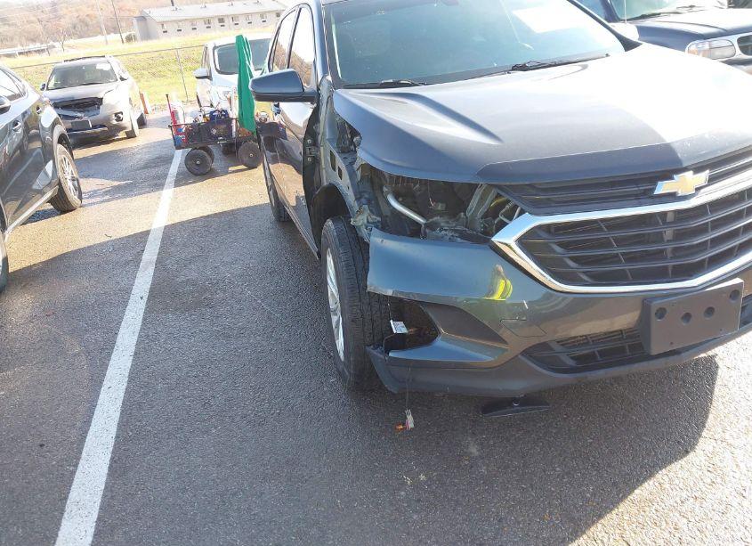 Photo 6 of 2018 Chevrolet Equinox LT (VIN 2GNAXJEV4J6247838)