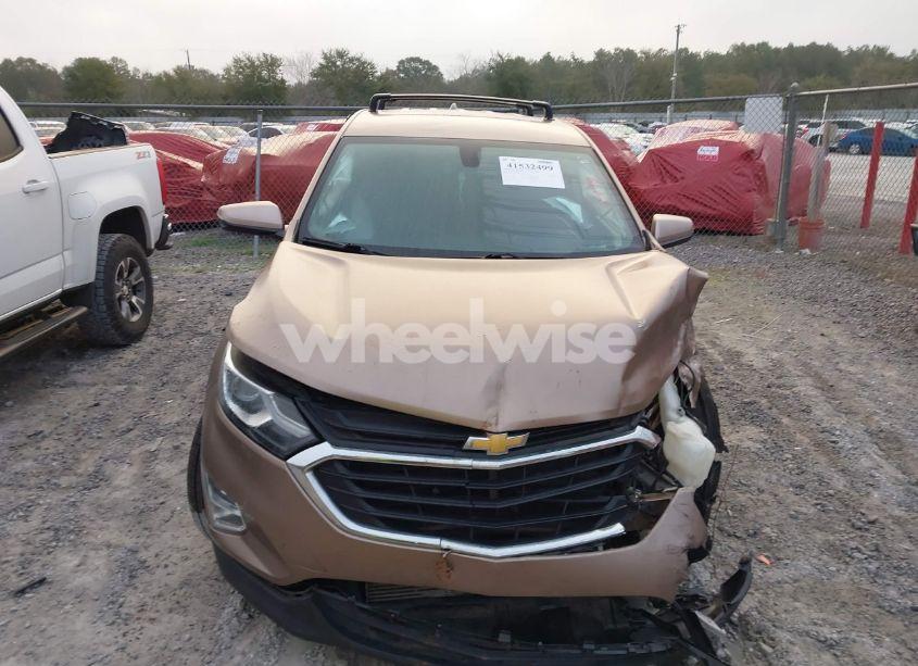 Photo 12 of 2018 Chevrolet Equinox LT (VIN 2GNAXJEV4J6253509)