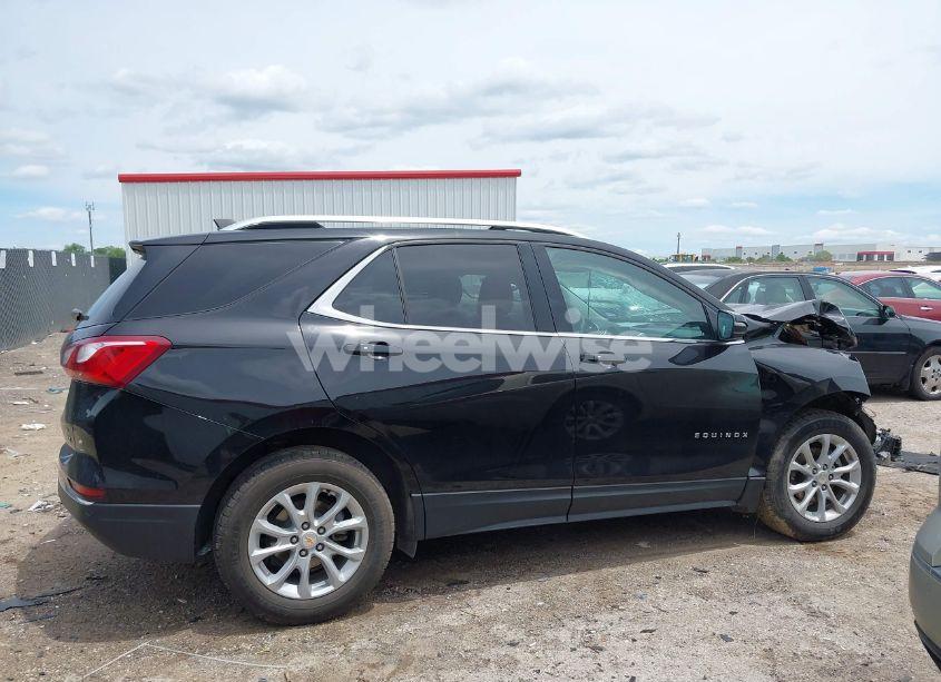 Photo 12 of 2018 Chevrolet Equinox LT (VIN 2GNAXJEV4J6276269)